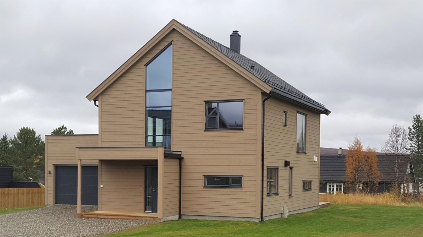 Klassisk moderne hus bygd på Røros av Nordbohus Os Entreprenør