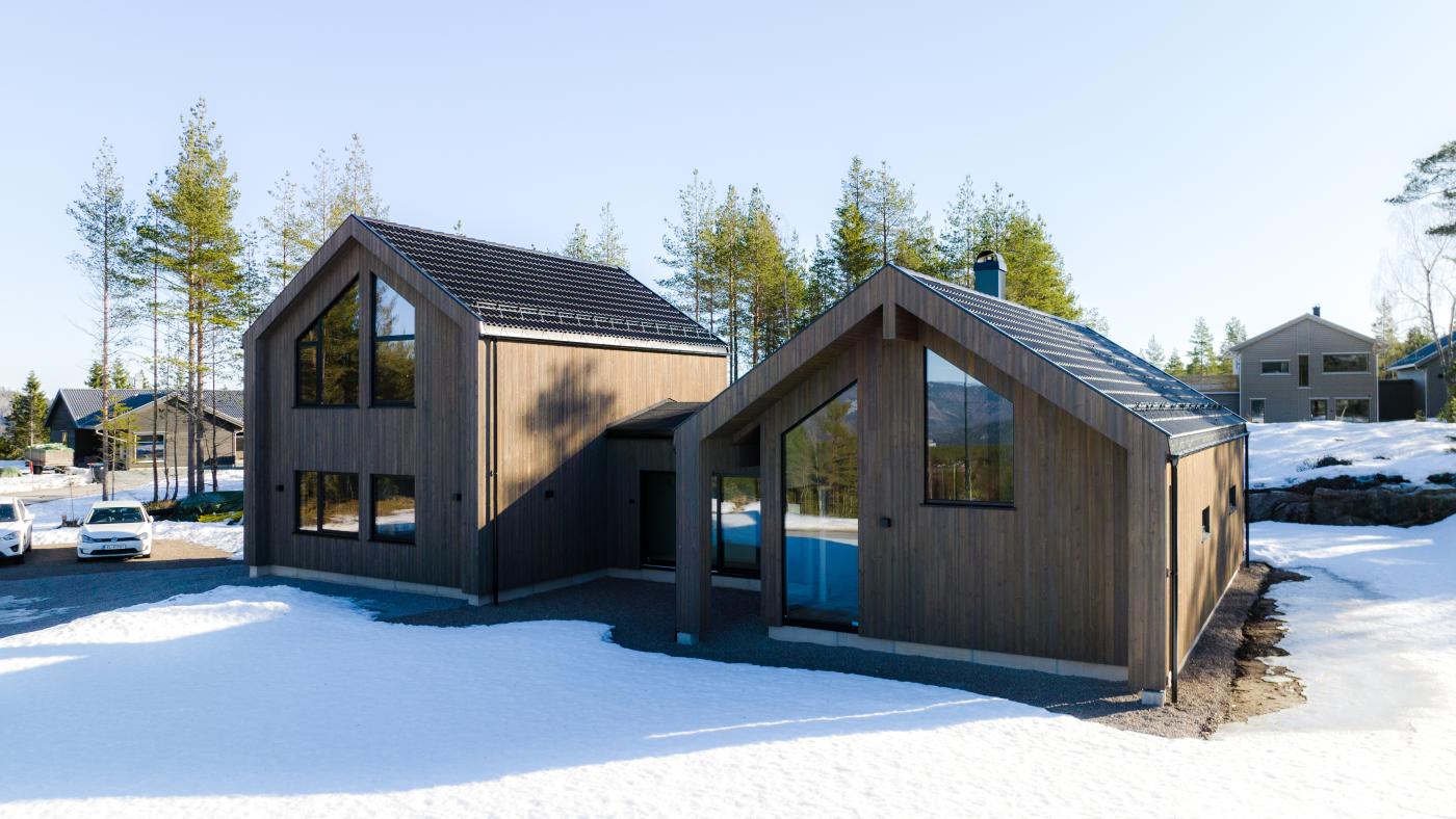 Flott utgave av atriumhuset Samspill fra huskatalogen vår, levert av vår forhandler PEAB Nordbohus Skien