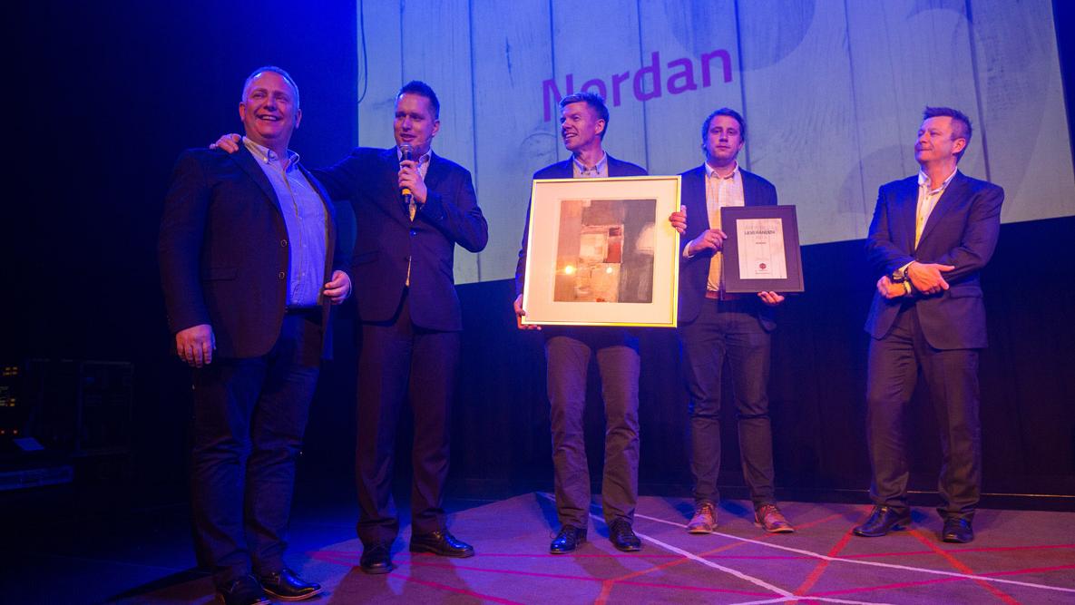 Årets beste leverandør 2014, NorDan. (f.v) Arnfinn Norås, Stian Moursund (Nordbohus AS), Arne Martin Høstfet, Håkon Svendsen, Robert Withbro.